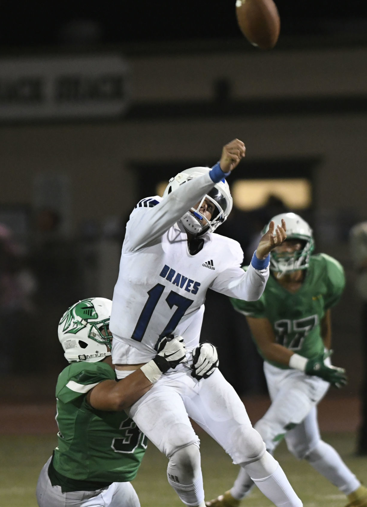 092719 Lompoc SJ football 20.jpg